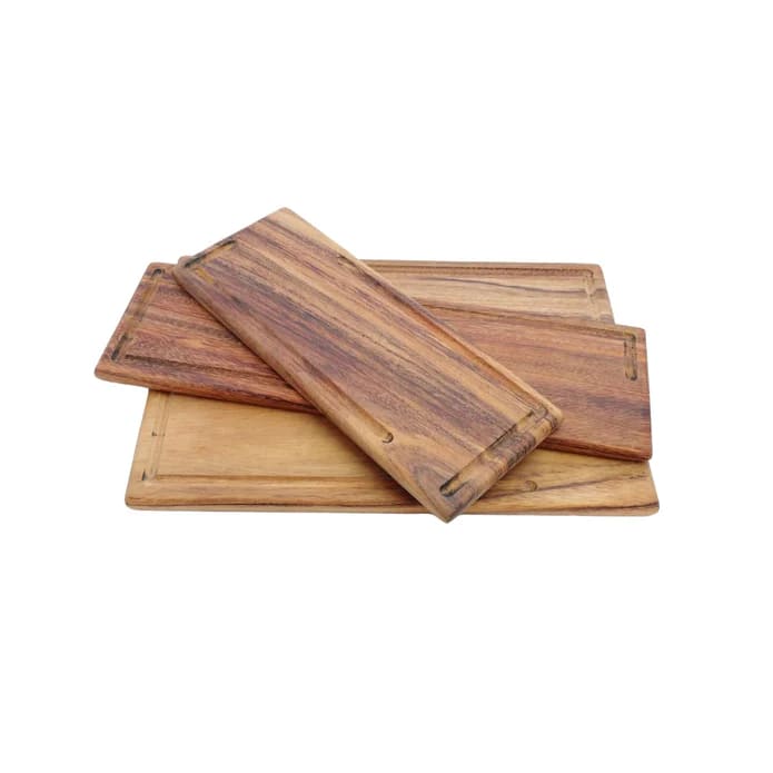 3 wooden cutting boards